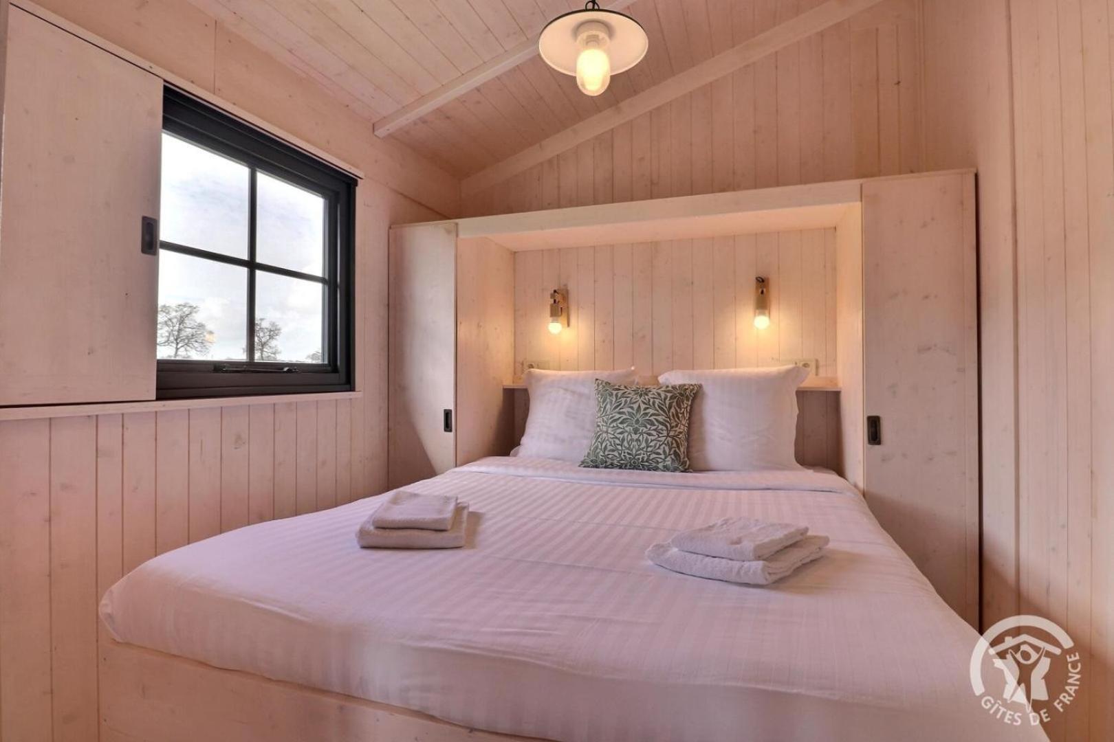 Lodge De L'Etang Mezieres-Sur-Couesnon Экстерьер фото