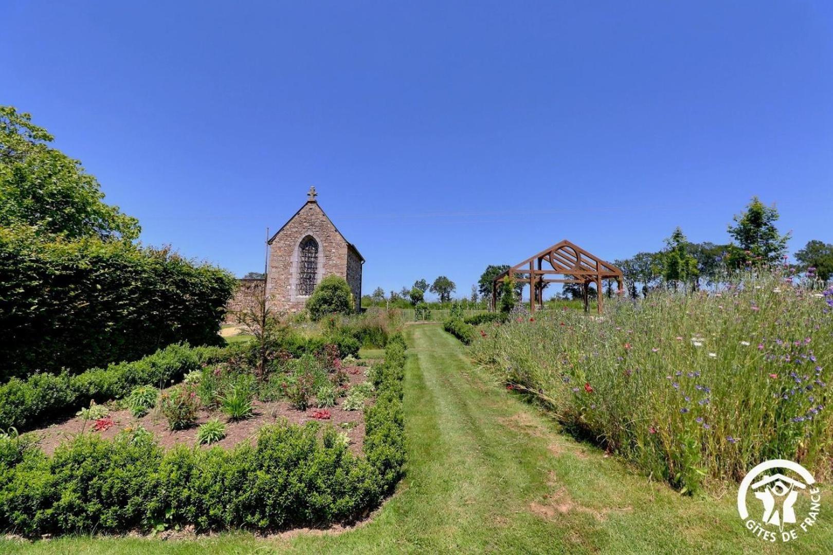 Lodge De L'Etang Mezieres-Sur-Couesnon Экстерьер фото